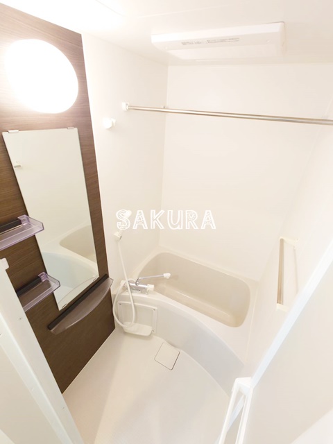 バス・シャワールーム　日々の疲れを癒すお風呂です♪