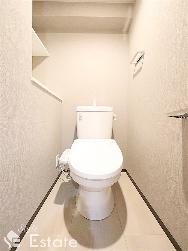 トイレ　シャワートイレ