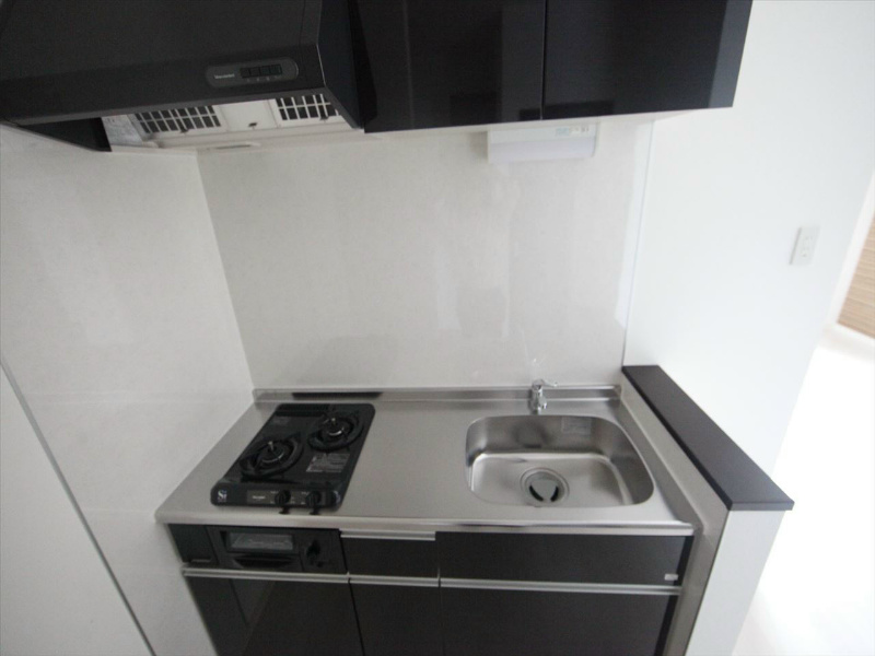 キッチン　システムキッチン（ガス2口グリル）冷蔵庫レンジ等用意できます