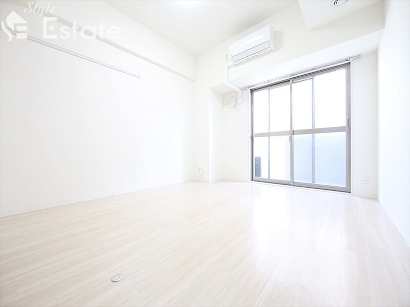 居室・リビング　内装