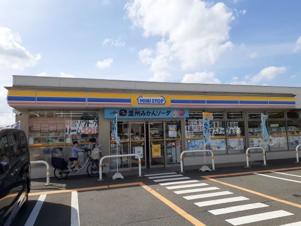 コンビニ　ミニストップ船橋滝台店（コンビニ）まで450m