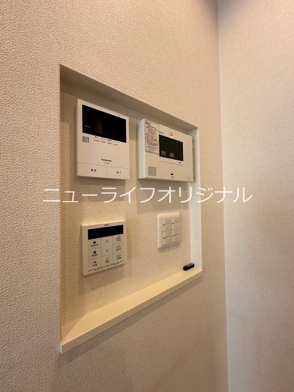 セキュリティ　突然の来客にも安心なモニター付インターホン