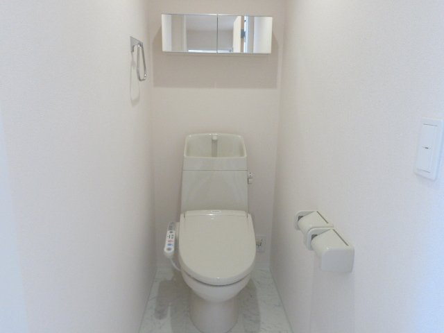 トイレ　シャワー付トイレ