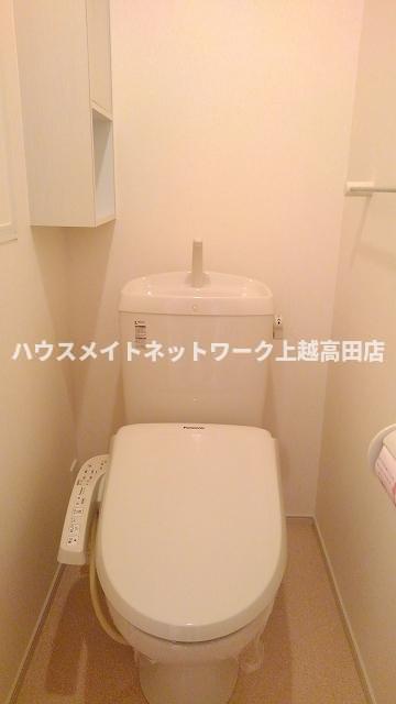 トイレ　温水洗浄暖房便座