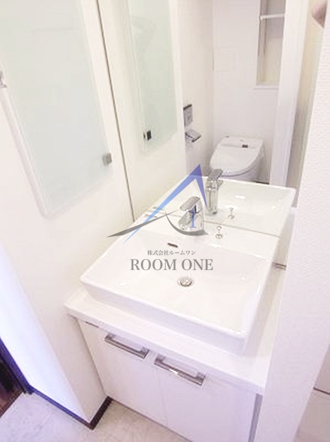 洗面設備　洗面台です。