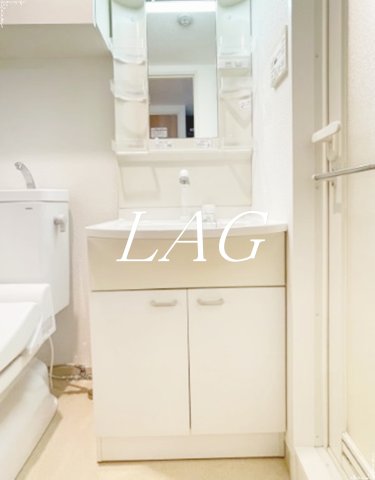 洗面設備　洗面台です。