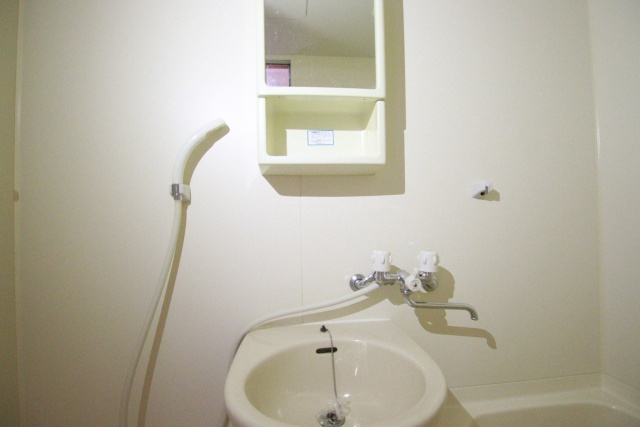洗面設備　別室の参考写真です。※現況優先