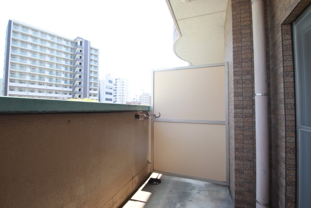 バルコニー　別室の参考写真です。※現況優先