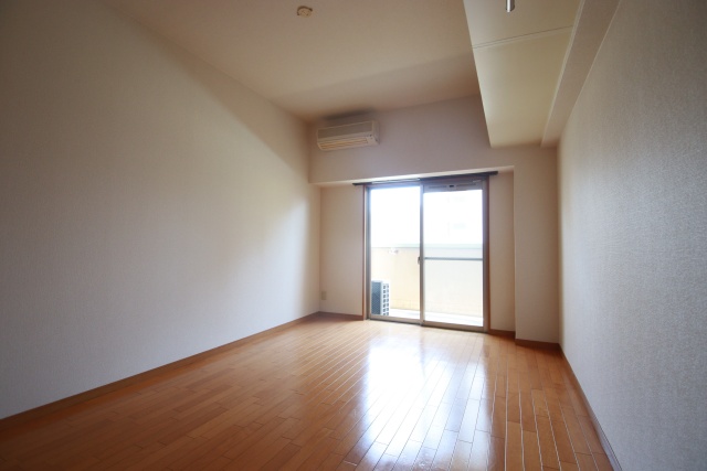 居室・リビング　別室の参考写真です。※現況優先