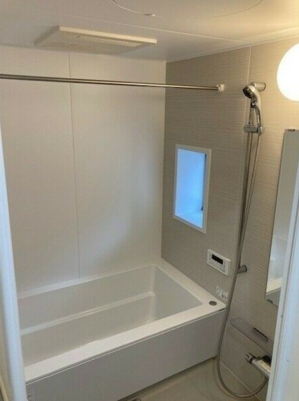 バス・シャワールーム　図面と現状に相違がある場合には現状を優先