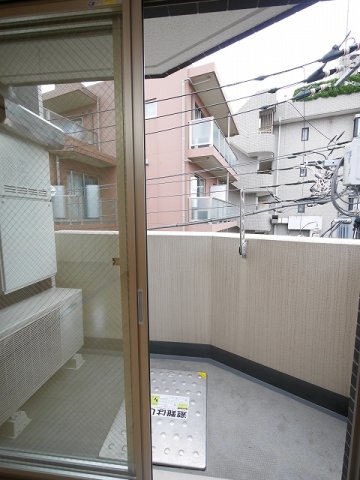 バルコニー　落ち着いた時間を過ごせるバルコニーです