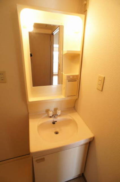 その他設備　あると便利な洗面台です。