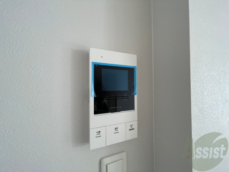 セキュリティ　インターホンは通話ができるので急な訪問があっても安心です。