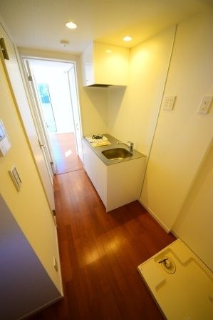 キッチン　★海まで歩いてすぐ★ゆったりロフト付きのおしゃれ物件★