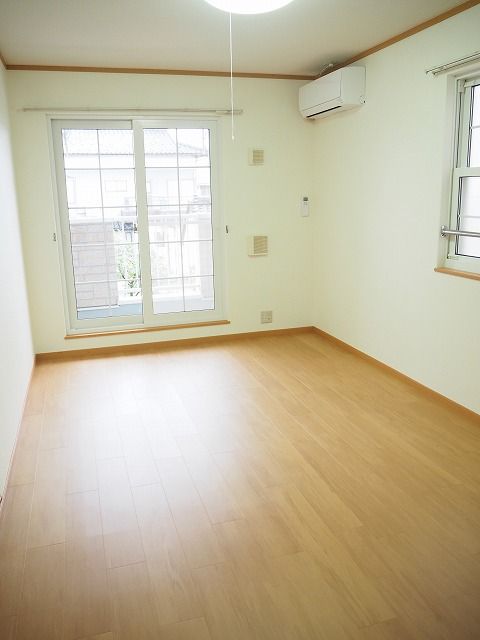 居室・リビング　おしゃれな居間です