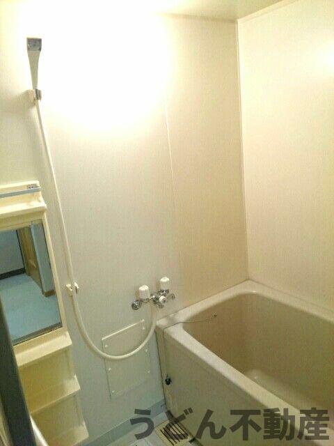 バス・シャワールーム　うどん県のお部屋探しはうどん不動産へ うどんちゃんとLINE