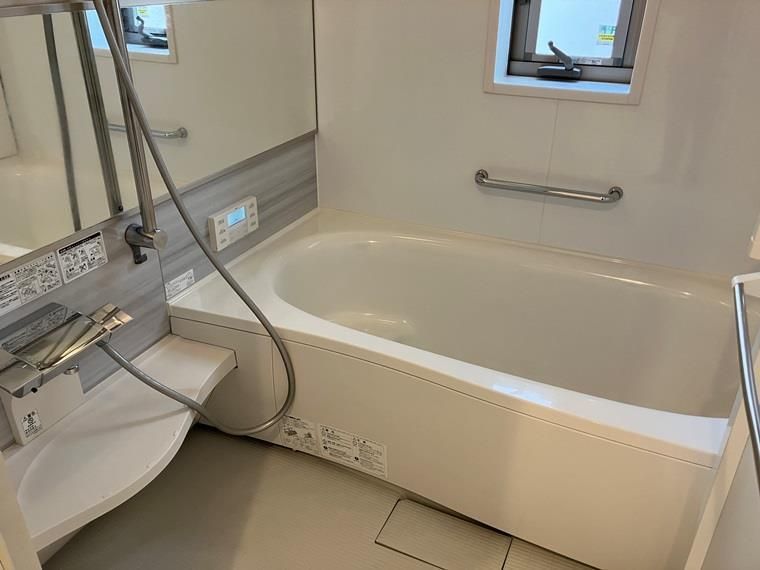 バス・シャワールーム　ゆったり過ごせるお風呂です