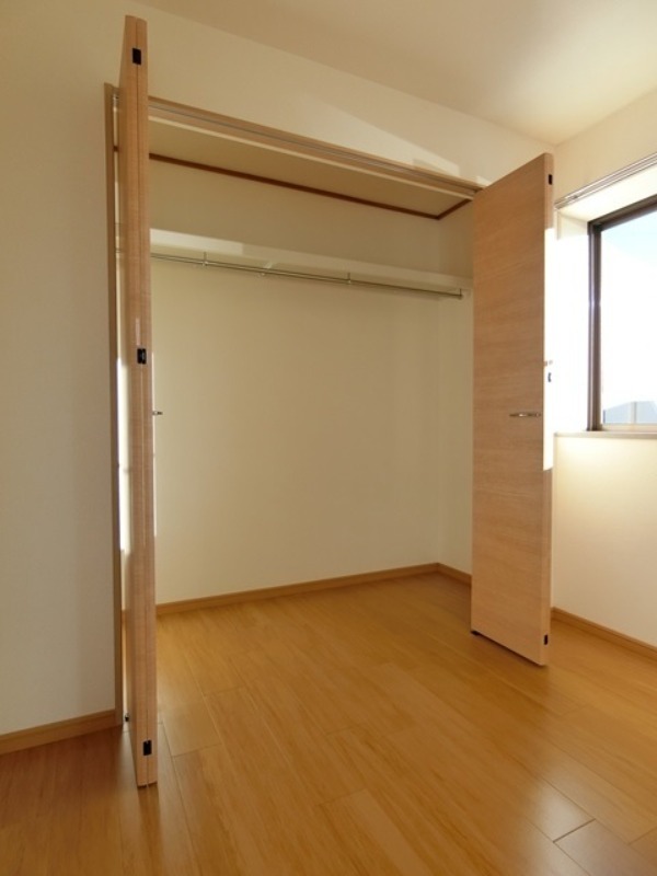 収納　図面と現状に相違がある場合には現状を優先