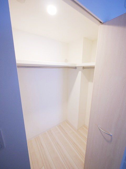 収納　★ウォークインクローゼット★