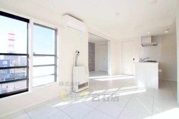 居室・リビング　お洒落なデザイナーズマンションです♪