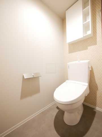 トイレ　ROYJENT SUGAMO EAST