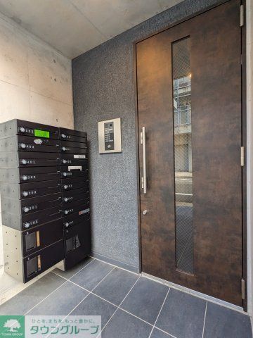 エントランス　エントランス