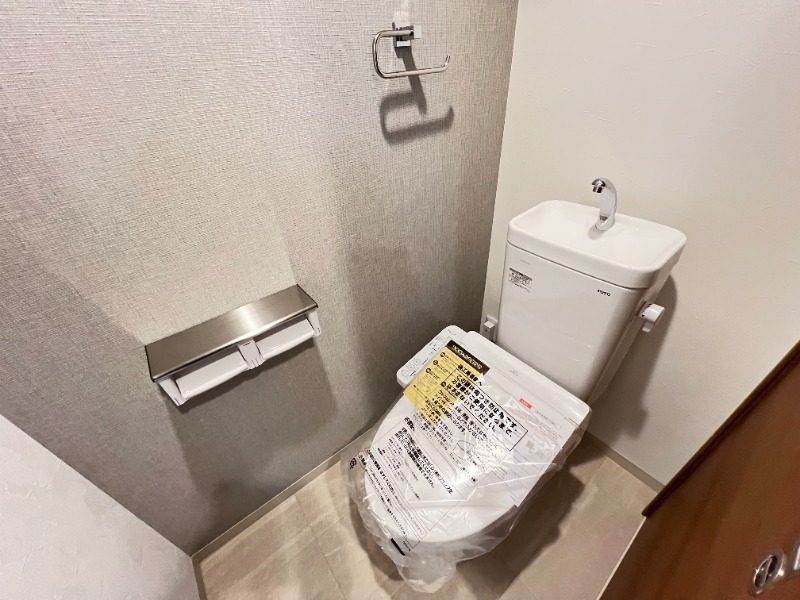 トイレ　別号室イメージ