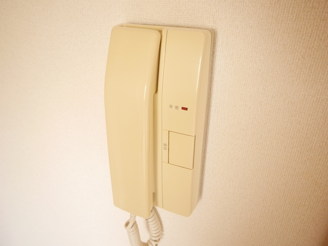 セキュリティ　★インターホン付きで防犯面も安心ですね★