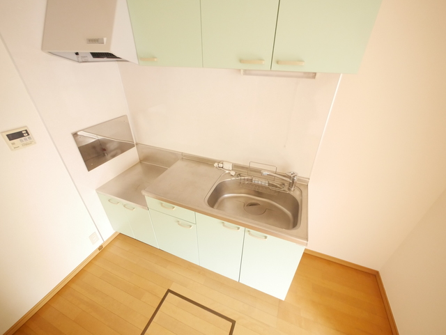 キッチン　★スペースの広いキッチンです★