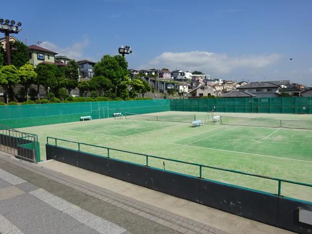その他　厚木市営南毛利スポーツセンターテニスコート（その他）まで796m