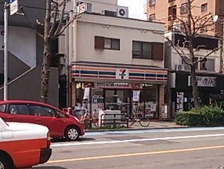 コンビニ　セブンイレブン博多宮島店（コンビニ）まで207m