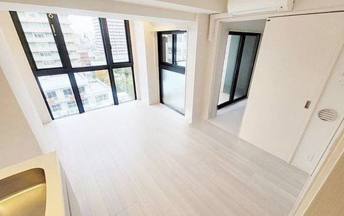 居室・リビング　★角部屋、二面採光、風通しも良好★