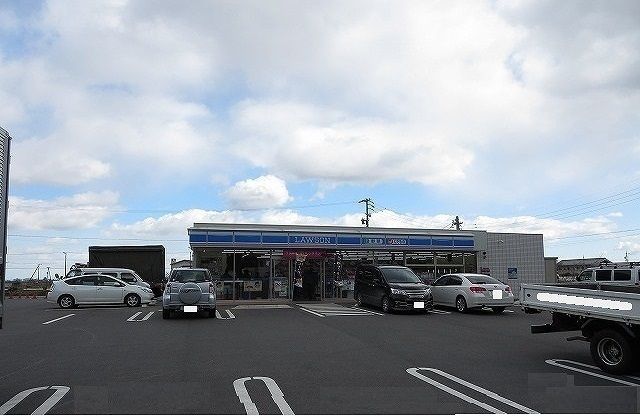 コンビニ　ローソン南濃安江店（コンビニ）まで1600m