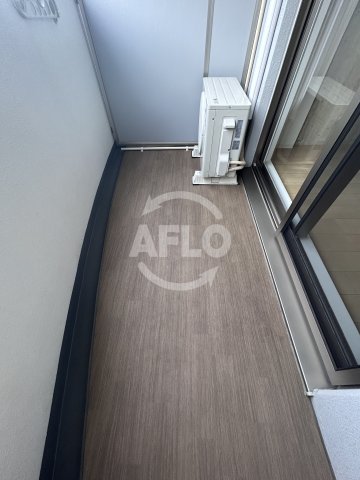 バルコニー　セレニテ新大阪カルム 　バルコニー