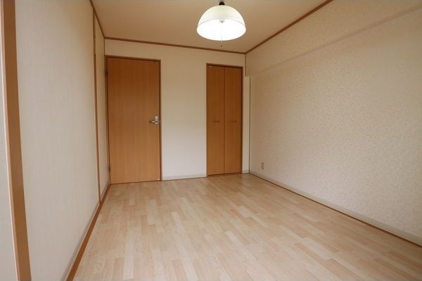 居室・リビング　※写真は同じマンションの違う部屋のものになります。