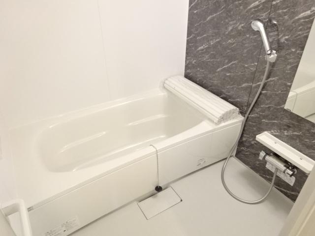 バス・シャワールーム　バス（イメージ）