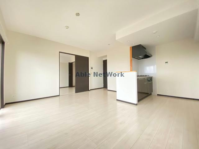 居室・リビング　同型