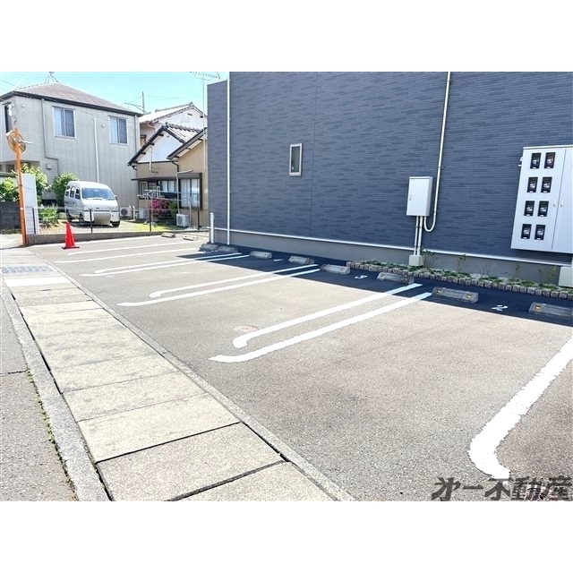 駐車場　駐輪場