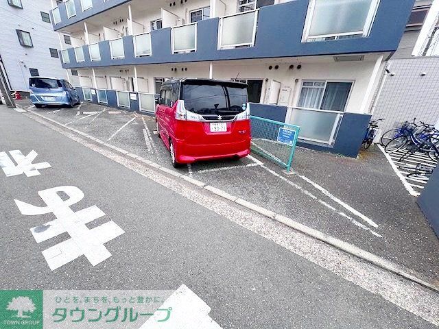 駐車場　駐車場