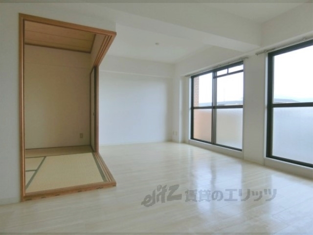 居室・リビング　リビング