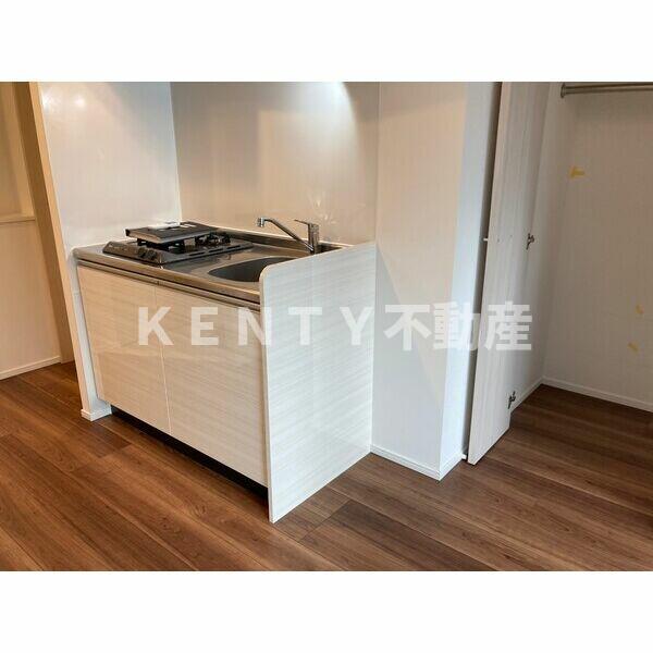 キッチン　コンパクトなキッチンで掃除もラクラク