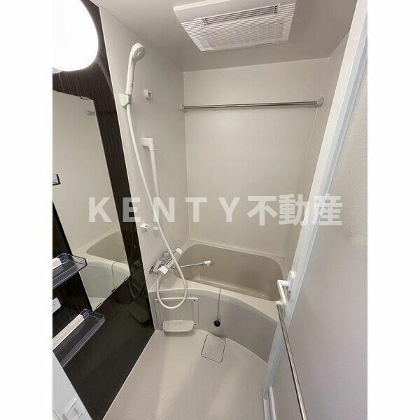 バス・シャワールーム　ゆったり過ごせるお風呂です