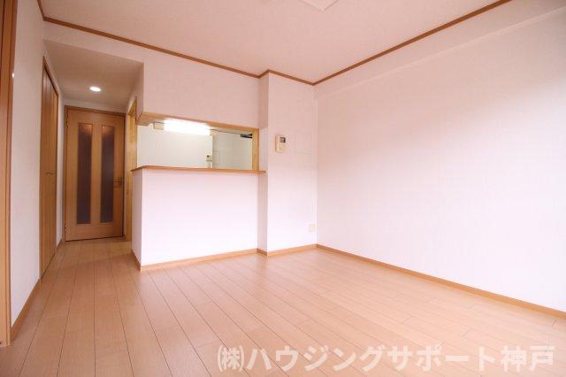 プラムガーデンの居間写真