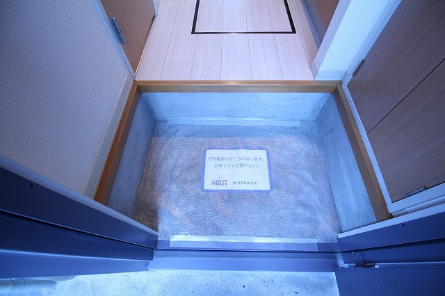 玄関　別号室参考写真