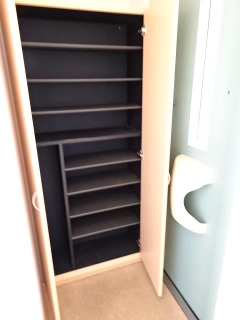 収納　たっぷり収納できるSB