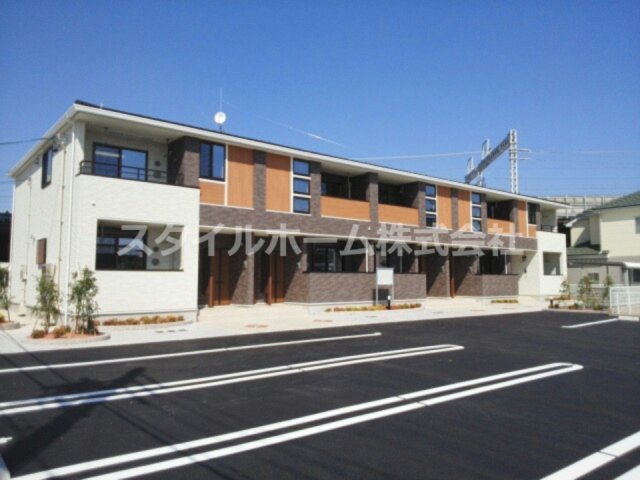 建物外観　落ち着いた雰囲気の外観です