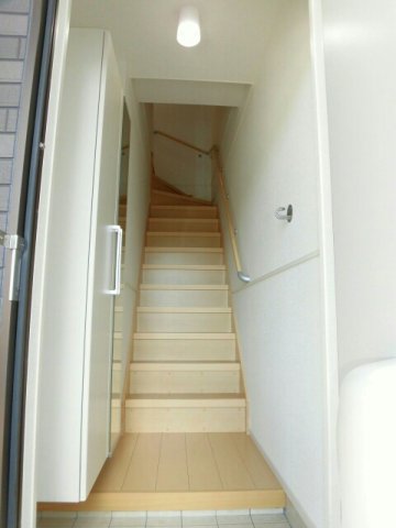 玄関　明るい玄関です