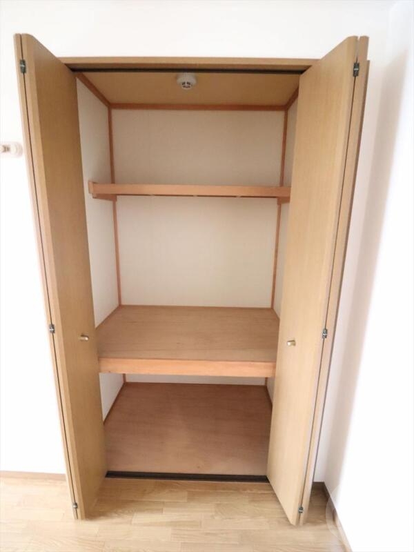 収納　洋室の収納