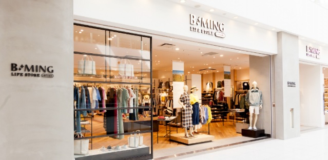 ショッピングセンター　B：MING　LIFE　STORE　by　BEAMSラゾーナ（ショッピングセンター）まで601m