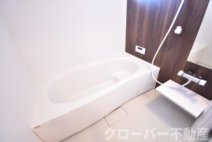 バス・シャワールーム　浴室